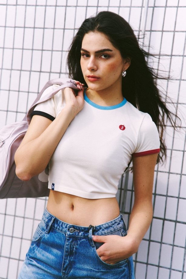 {"ARInfo":{"IsUseAR":false},"Version":"1.0.0","MakeupInfo":{"IsUseMakeup":false},"FaceliftInfo":{"IsChangeEyeLift":false,"IsChangeFacelift":false,"IsChangePostureLift":false,"IsChangeNose":false,"IsChangeFaceChin":false,"IsChangeMouth":false,"IsChangeThinFace":false},"BeautyInfo":{"SwitchMedicatedAcne":false,"IsAIBeauty":false,"IsBrightEyes":false,"IsSharpen":false,"IsOldBeauty":false,"IsReduceBlackEyes":false},"HandlerInfo":{"AppName":2},"FilterInfo":{"IsUseFilter":false}}